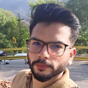 Abubakar Iqbal, founder of TechGuide HQ